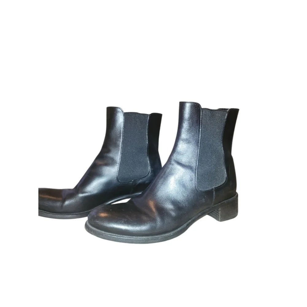 PRADA Black Chelsea Boots Size 39 Includes Dust Cover  Bag